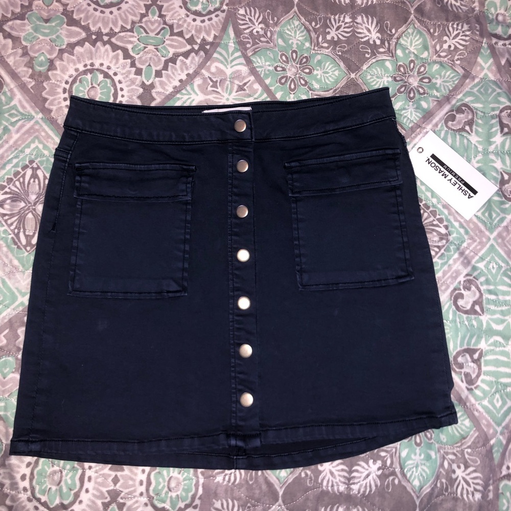 Mini skirt!